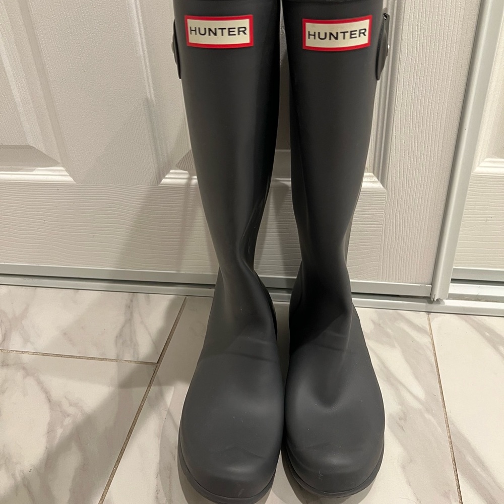 Hunter Tall Rain Boots Size-7